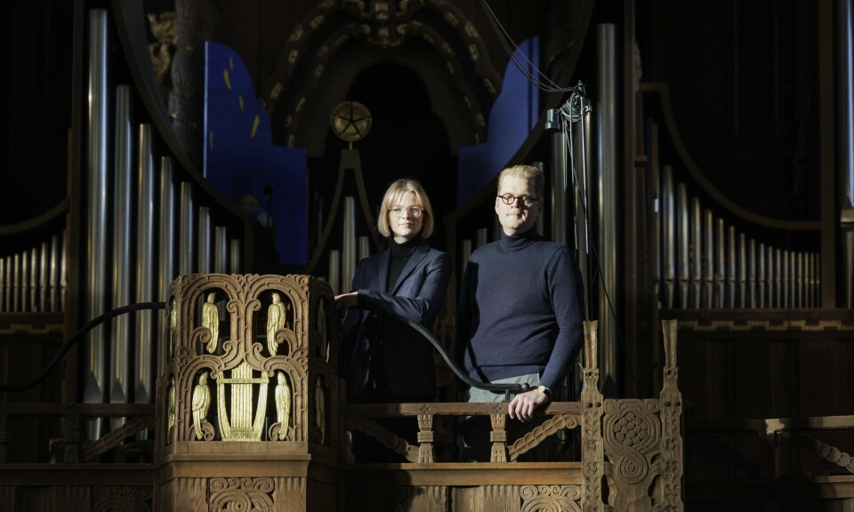 Organisterna Rebecka Ryd och Joakim Andersson. Organisterna