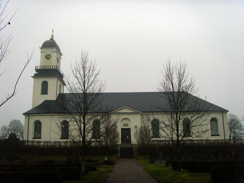 Östra Husby kyrka hör till dem som debattören anser vore perfekt att sätta solcellor på.
