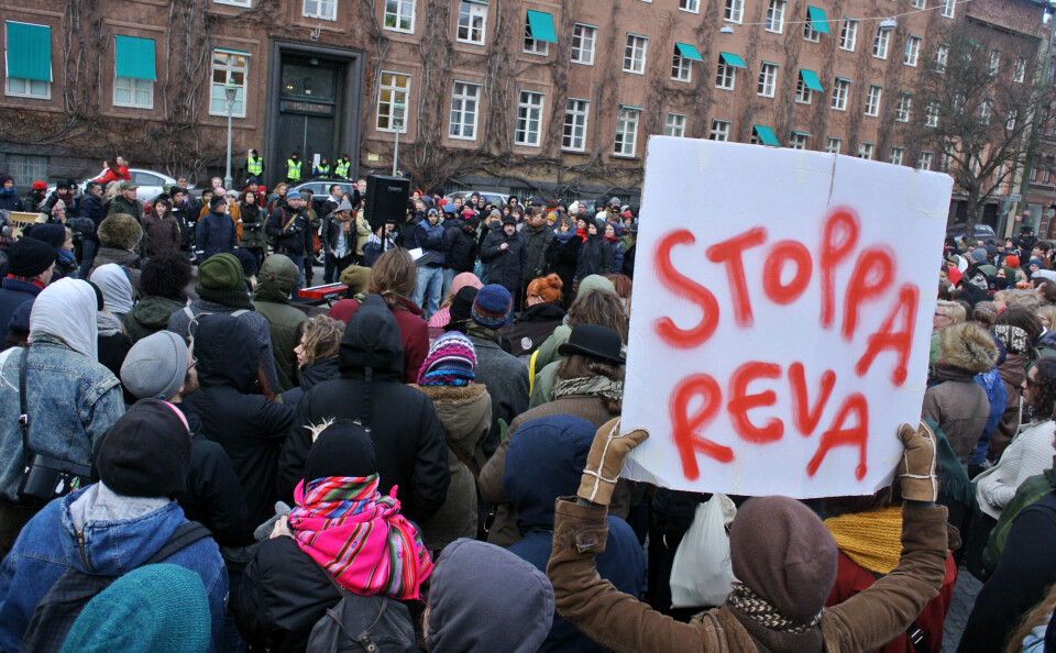 Biskoparna representerar inga andra än sig själva i kampanjen mot Reva