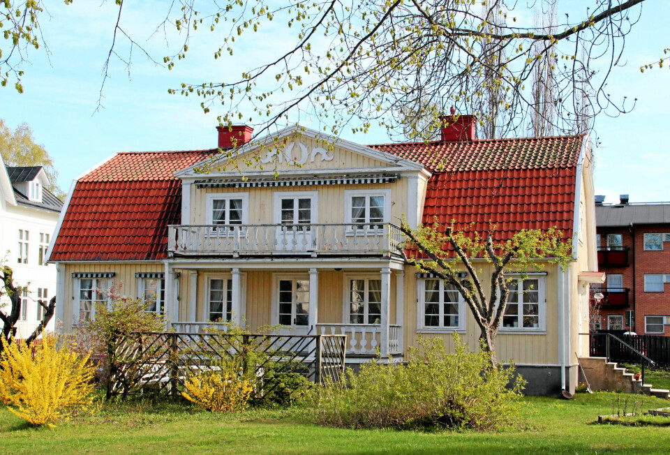 Vi hoppas och tror att politikerna i Vaxholm inser vilken nytta detta tillskott av hyreslägenheter och bogemenskap ger. Om det skulle gå oss emot står prästgården där den står, svarar Åsa Kl