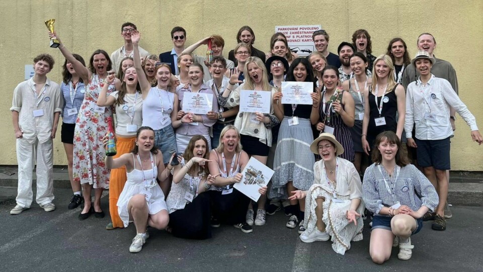 S:t Petri Ungdomskör – SPUK med körledare Karin Oldgren glada och stolta i Prag! S:t Petri Ungdomskör