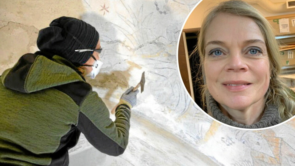 Hanna Eriksson (bilden), Ingrid Wedberg och Matilda Thorlund Brönmark, samt Johanna Nessow har varsamt knackat fram medeltidsmålningarna.