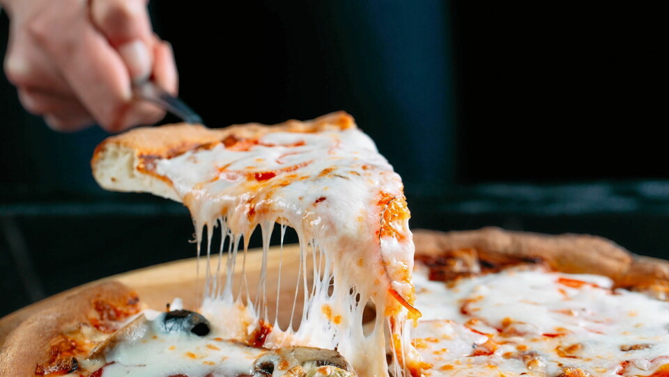 En pizza med mycket ost får heta 'Cheesus christ' enligt justitiekanslern. Det är inte pizzan på bilden som omnämns i artikeln.