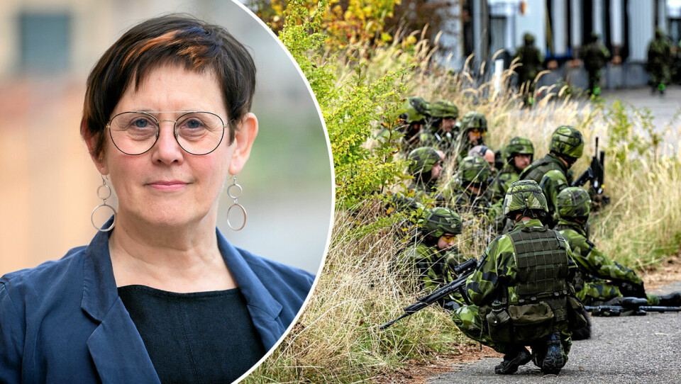 Svenska kyrkan har enligt lag ansvar för begravningsverksamheten i Sverige.Före år 2000 fanns krav på att kyrkan skulle hålla med extra gravmarksplats för fem procent av församlingsborna, även de som inte är medlemmar. Beredskap