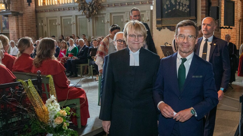 Statsminister Ulf Kristersson, bördig från just Strängnäs deltog i firandet med sin fru Birgitta, nyligen tillträdd pastorsadjunkt just i domkyrkoförsamlingen.