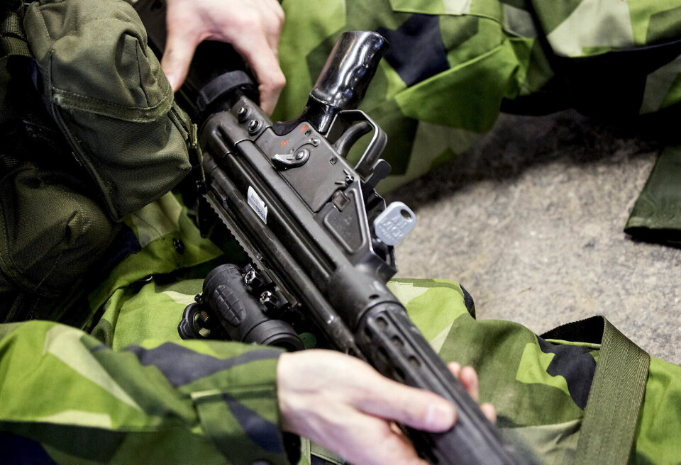 Militär logik tynger kyrkans organisation