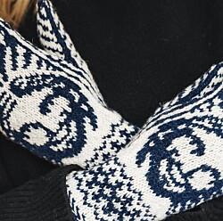 Präst överraskar med sina Jesusvantar