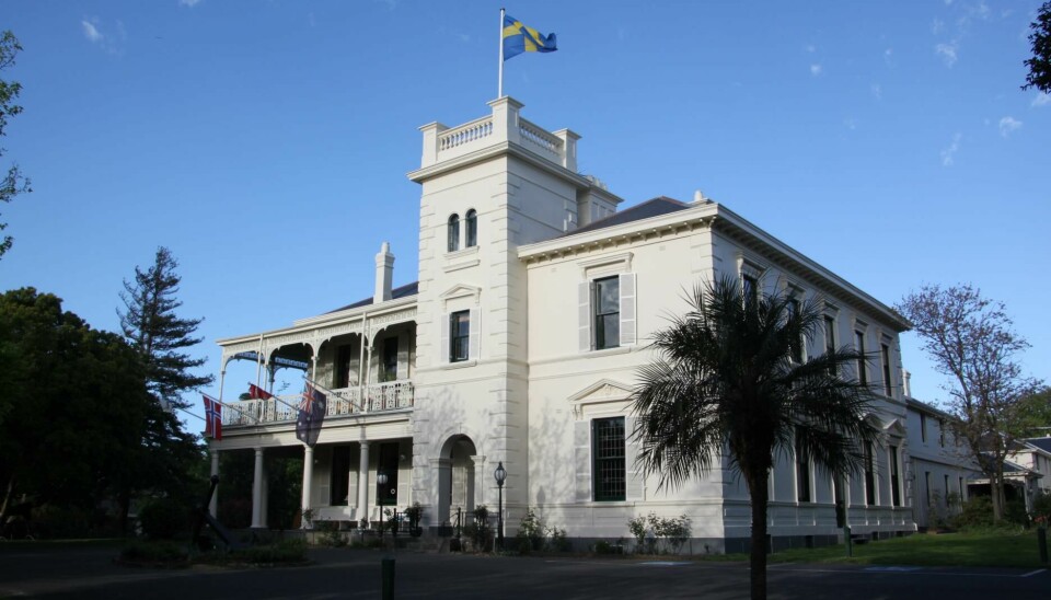 Svenska kyrkan hotar att sälja 'Toorak House', som inhyser Svenska kyrkan i Melbourne.