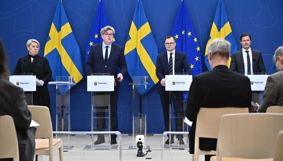 Kyrkan protesterar mot barn i fängelser